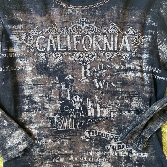 Grunge top - Picture 2 of 4